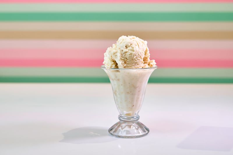 Craft root beer float milkshake at Dions